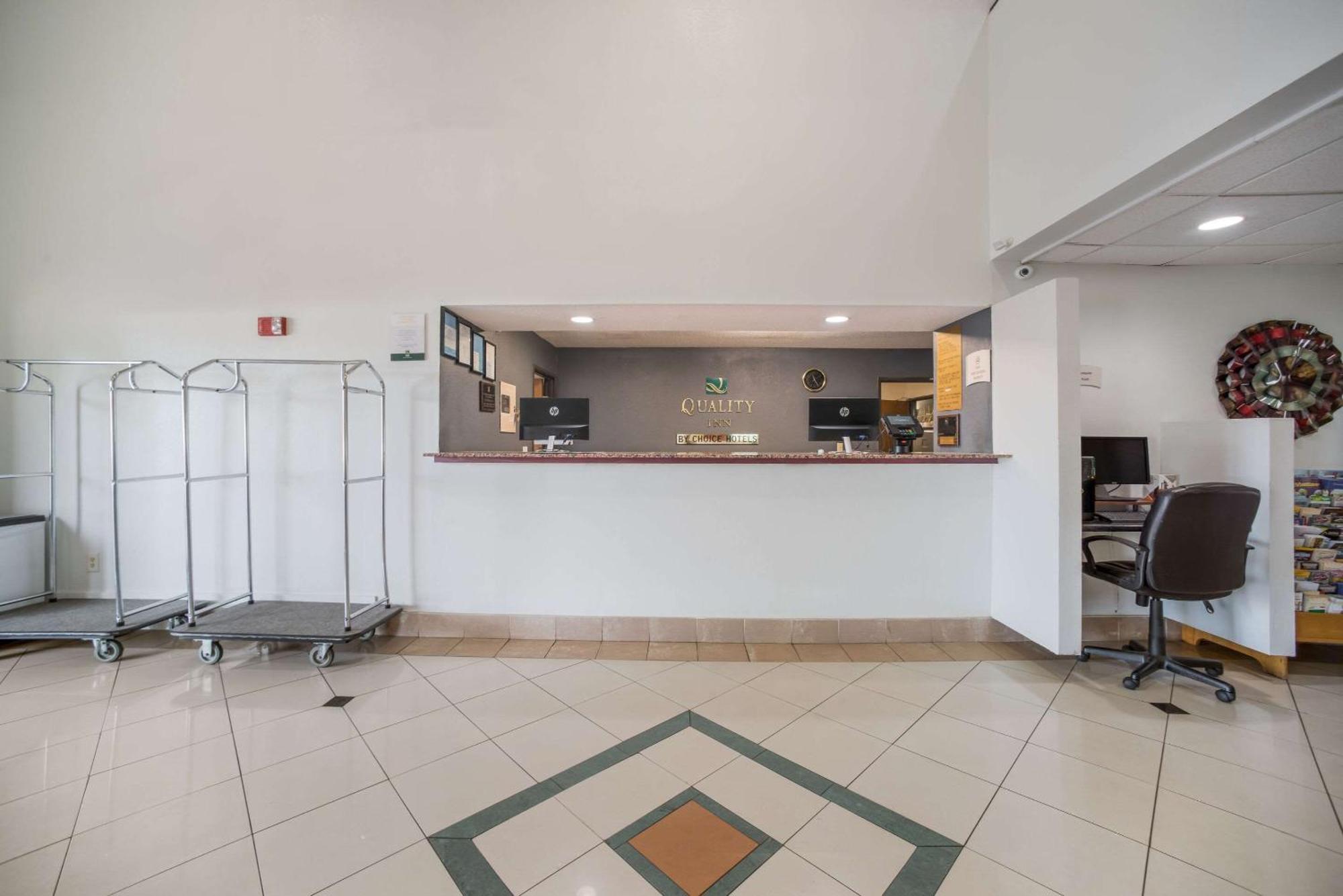 Quality Inn O'Fallon Il - St Louis Eksteriør bilde