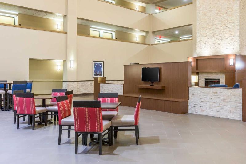 Quality Inn O'Fallon Il - St Louis Eksteriør bilde