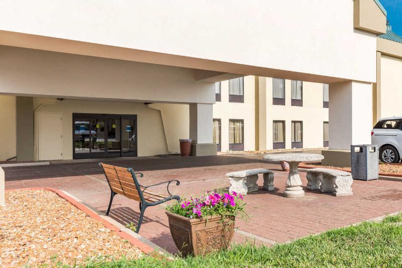 Quality Inn O'Fallon Il - St Louis Eksteriør bilde